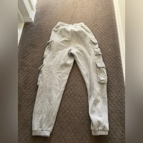 ELLESSE Grey Trackies - Picture 2 of 2